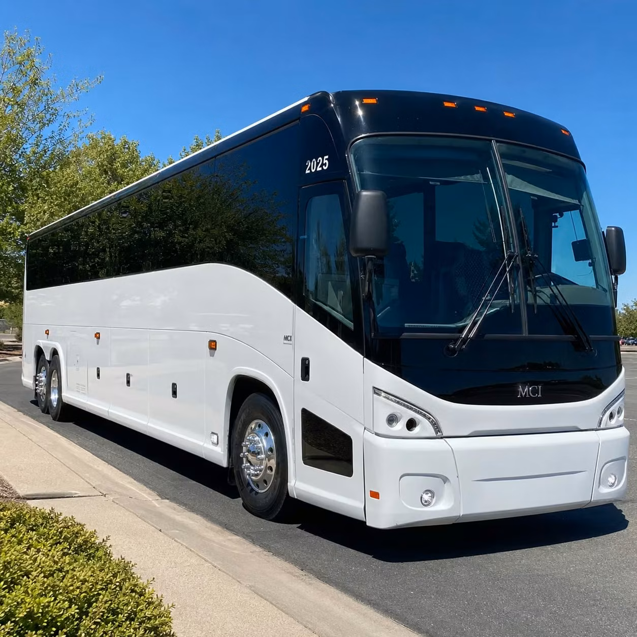 auburn to atlanta long distance charter bus transportation