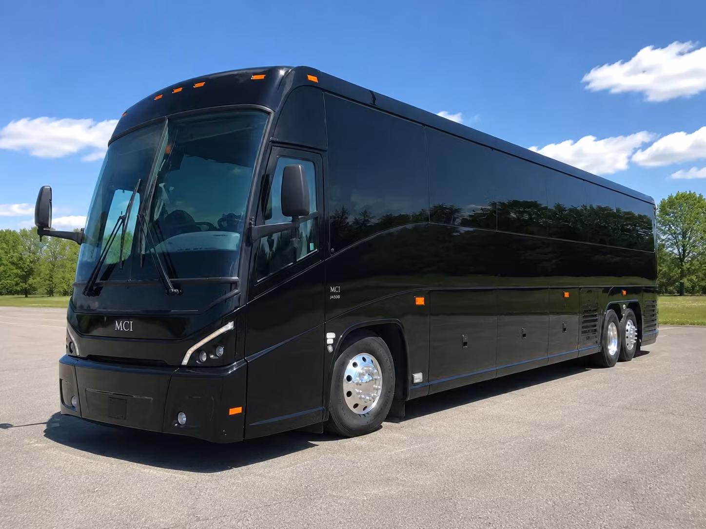 employee shuttle bus rentals for auburn and opelika businesses